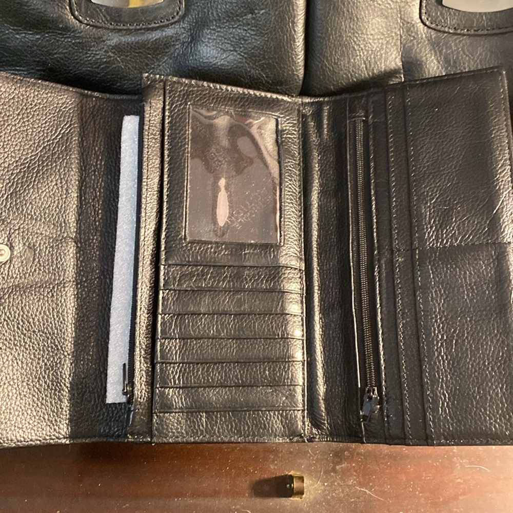 Kenneth Cole leather NWT briefcase and wallet - Picture 15 of 16